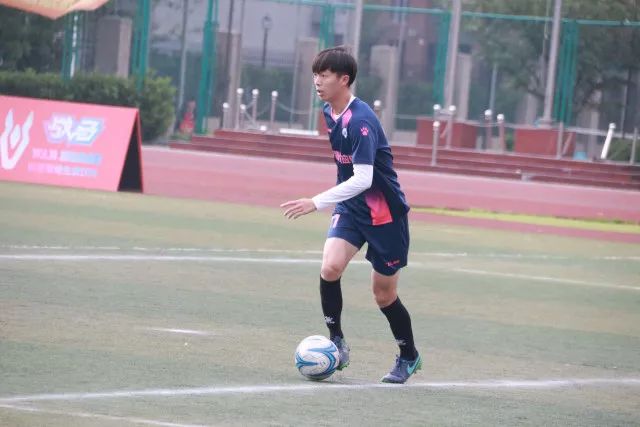 奇才逆转黄蜂终结16连败 鹈鹕力克76人3连胜